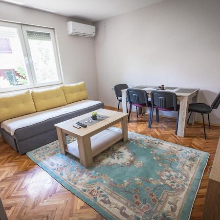 Guest House - Axios Gevgelija Bagian luar foto