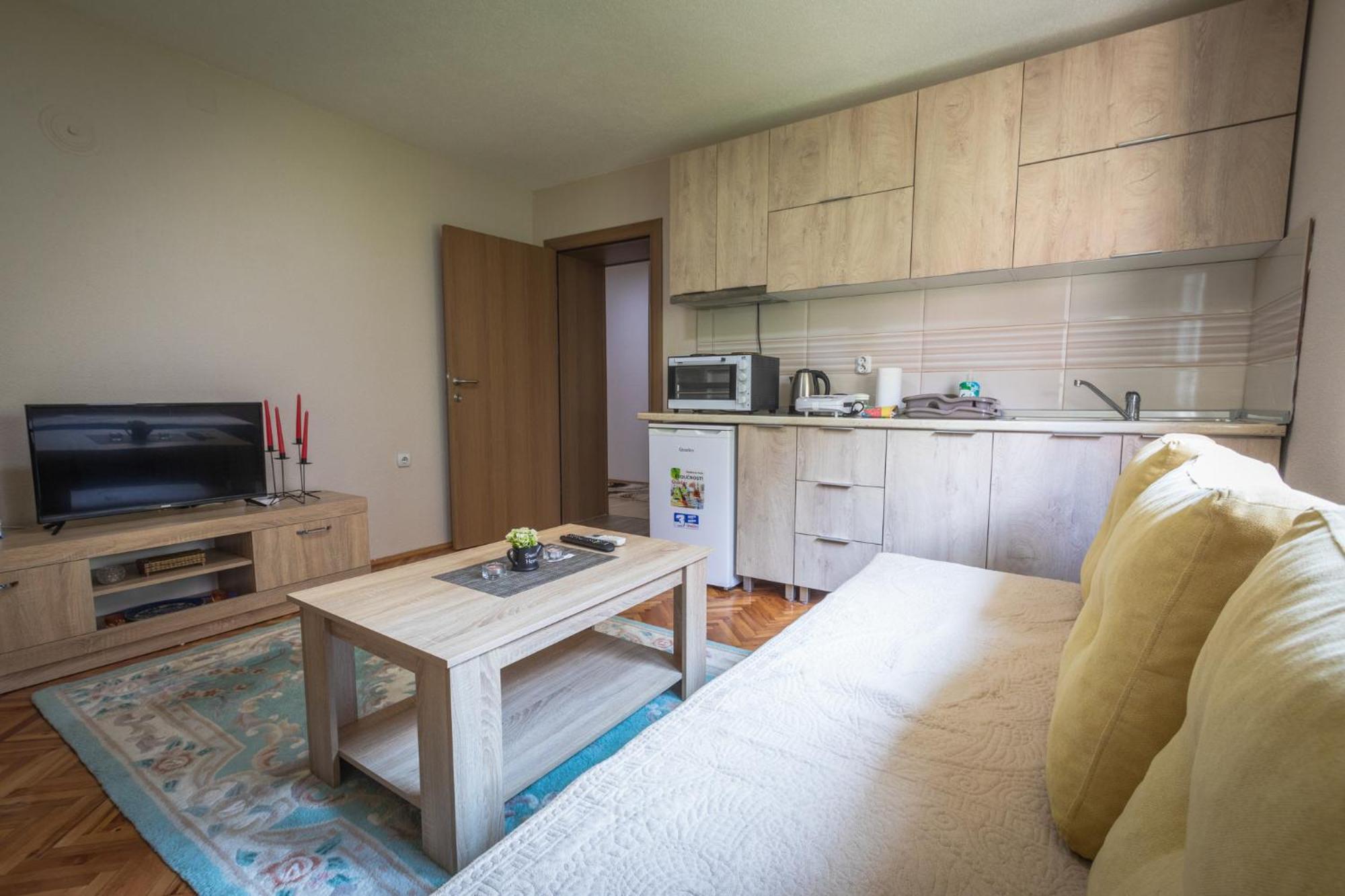 Guest House - Axios Gevgelija Bagian luar foto